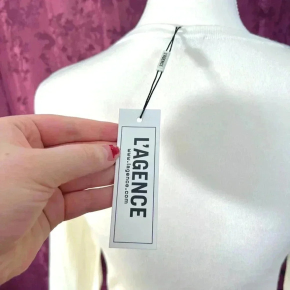 NWT L'Agence Jocelyn Cutout Sweater in Ivory Size S Minimalist Quiet Luxury - Picture 10 of 13